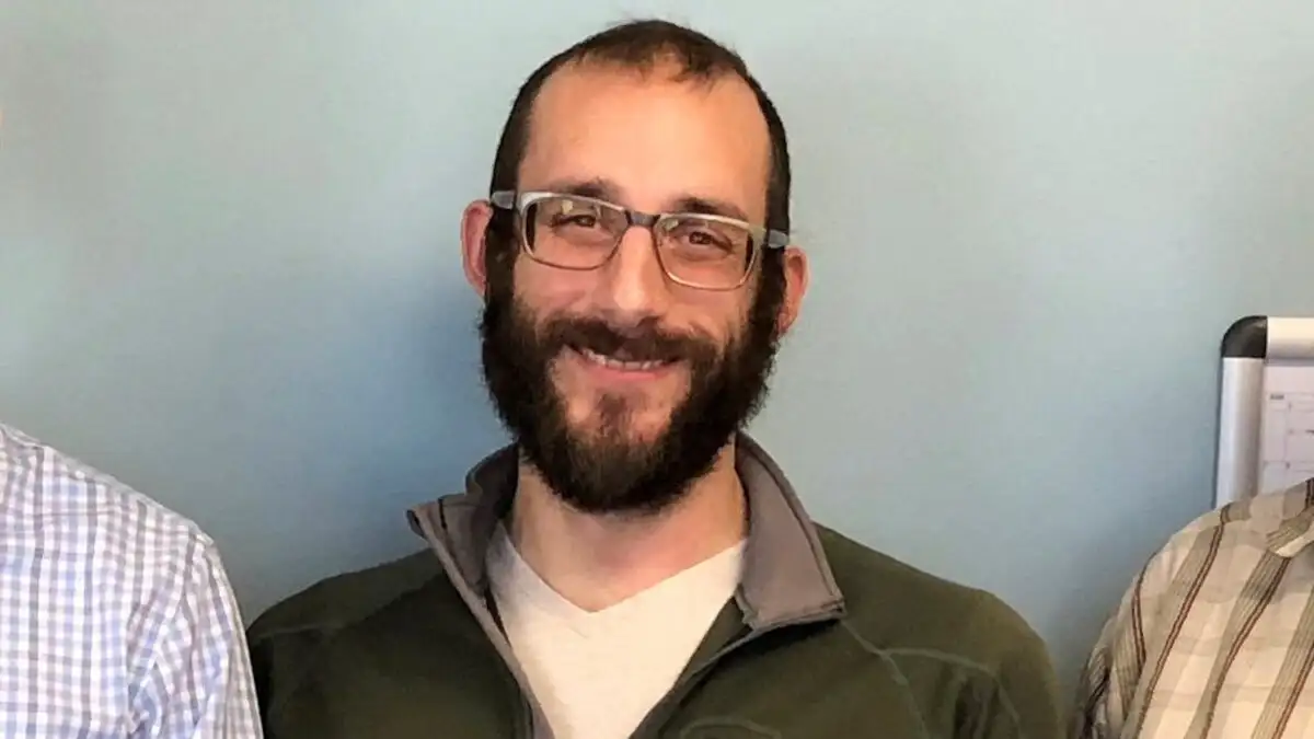 Μινεσότα: Άλεξ Πρέτι, ο 37χρονος νοσηλευτής που δολοφονήθηκε εν ψυχρώ από την ICE – «Ήθελε να βοηθά τους ανθρώπους»