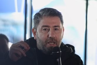 Ανδρουλάκης: Χρειάζεται μια άλλη πολιτική που δεν μπορεί να ασκηθεί από Μεσσίες ή από πρόσωπα που καταδικάστηκαν οι πολιτικές τους επιλογές