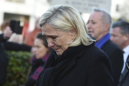 Από μια κλωστή κρέμεται το πολιτικό μέλλον της Λεπέν – Την Τρίτη εκδικάζεται η έφεσή της για τις εκλογές του 2027