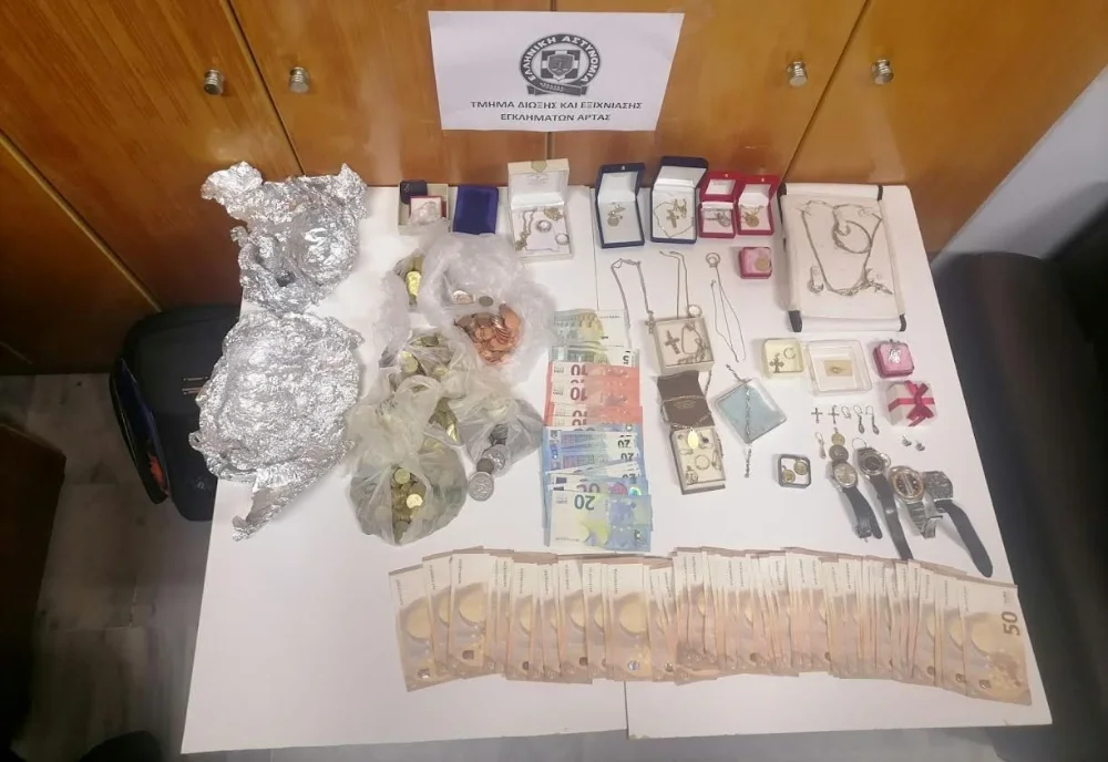 Ηλικιωμένοι θύματα απάτης στην Άρτα - Συνελήφθη υπήκοος Κογκό ως  «εισπράκτορας»