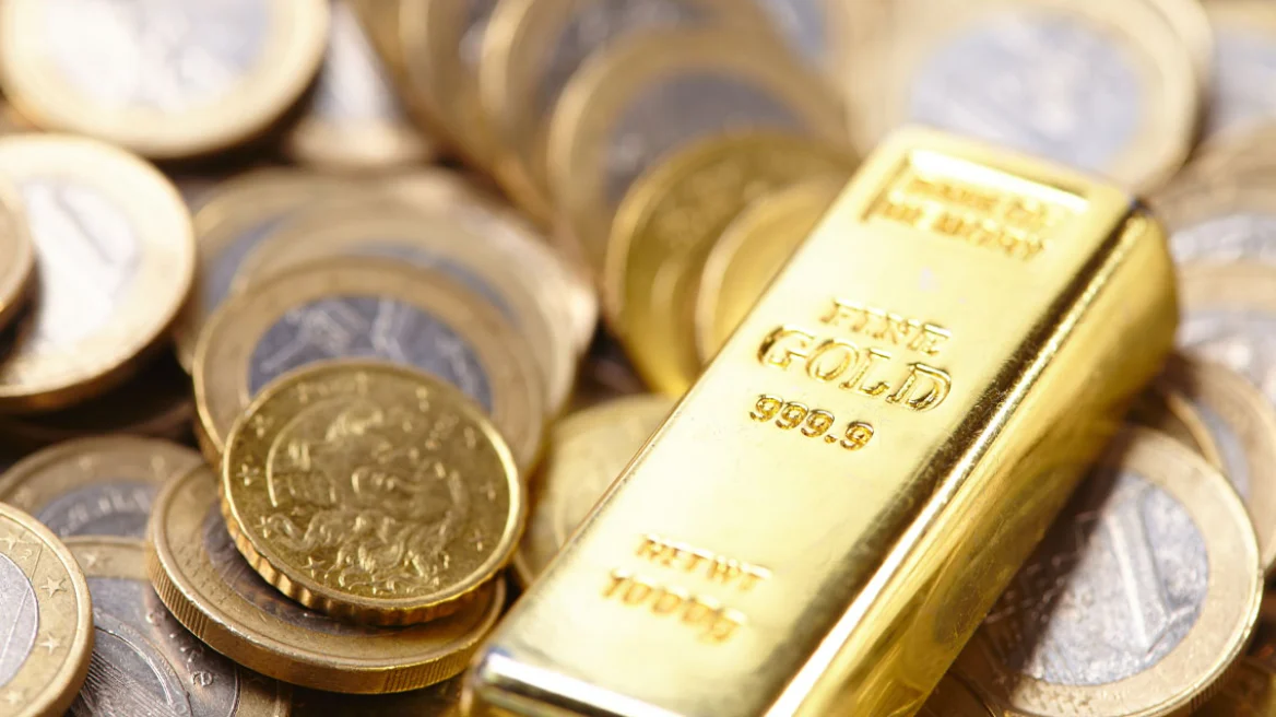 Χρυσός: Η παγκόσμια αβεβαιότητα φέρνει φρενίτιδα στο πιο πολύτιμο μέταλλο στον κόσμο - «Πάτησε» τα 5.500 δολάρια
