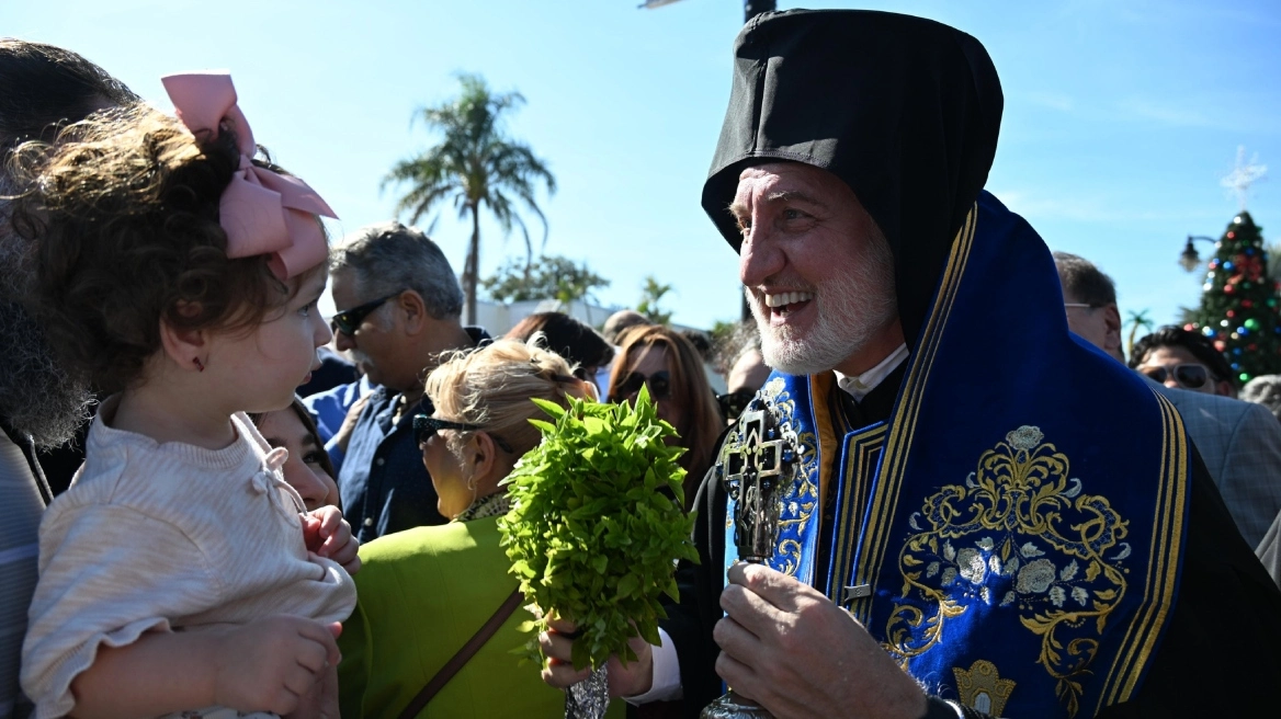 Ο Αρχιεπίσκοπος Αμερικής, Ελπιδοφόρος στον Αγιασμό των υδάτων στη Φλόριντα