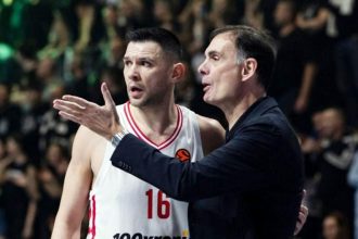 Μπαρτζώκας: «Για εμάς ήταν σημαντικό να τελειώσουμε το παιχνίδι με σεβασμό στην Παρτίζαν»