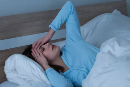 Γλαύκωμα: Μπορεί ο ύπνος χωρίς μαξιλάρια να μειώσει την πίεση στα μάτια;