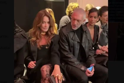 Το βλέμμα του Βενσάν Κασέλ στην Κάρλα Μπρούνι που έγινε viral