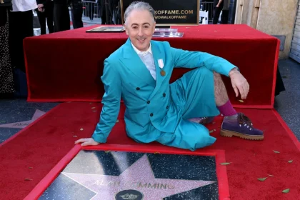 Ο Άλαν Κάμινγκ απέκτησε αστέρι στη Λεωφόρο της Δόξας στο Χόλιγουντ