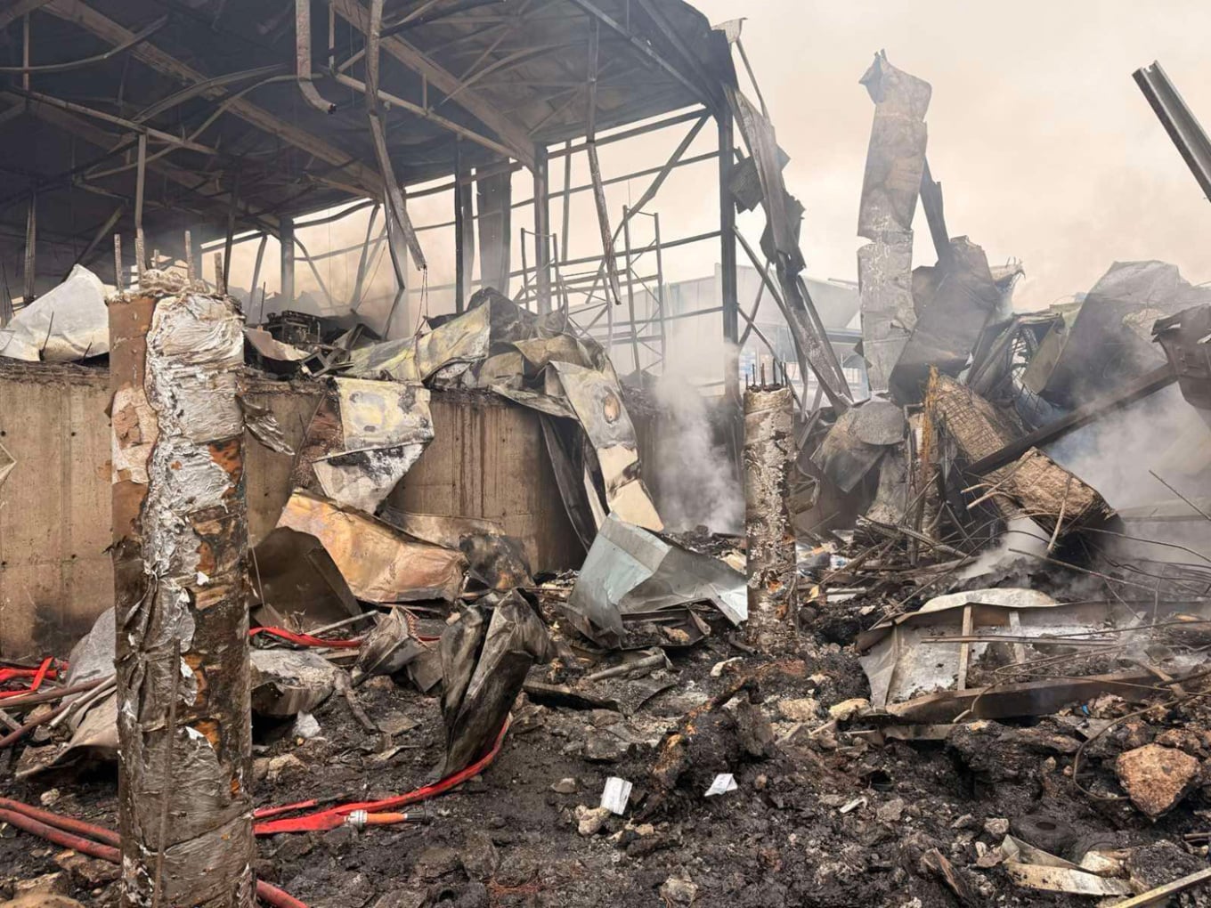 Φονική έκρηξη στη Βιολάντα: Λάθος τοποθέτηση στις δεξαμενές προπανίου από το 2020 είχε διαπιστώσει η Περιφέρεια - Αδήλωτο το υπόγειο