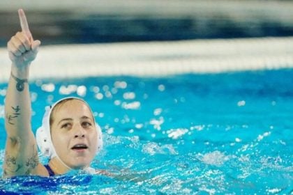 Στα ημιτελικά η Ελλάδα, 15-10 την Ιταλία