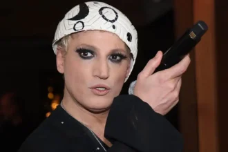 Διονύσης Ζάχος: Η Ελένη Μενεγάκη είχε ενοχληθεί από τη σάτιρά μου