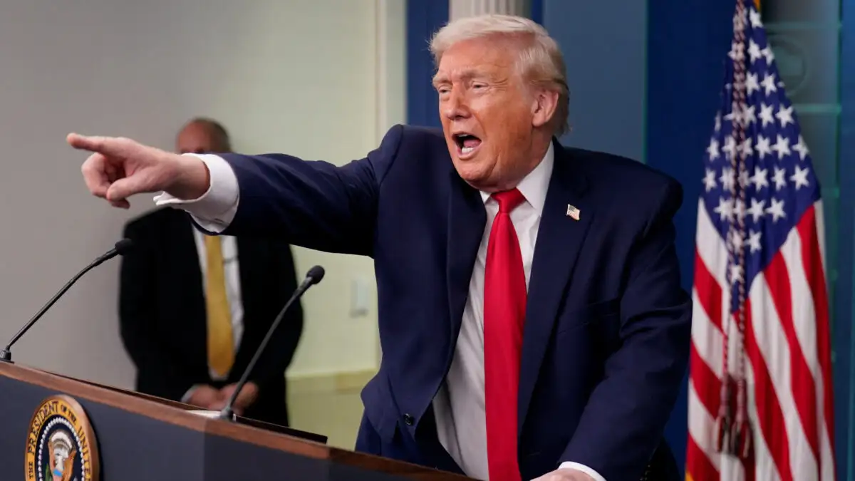 Ο Ντόναλντ Τραμπ χλεύασε τους Ευρωπαίους λίγο πριν την κρίσιμη συνάντηση στο Nταβός – «Θα με περιμένουν με χαρά»