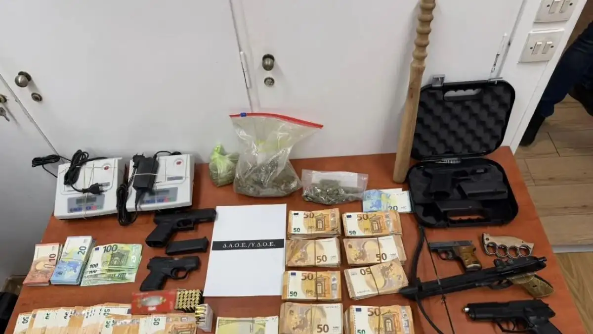 Εξαρθρώθηκε εγκληματική οργάνωση που εξαπατούσε με «πειραγμένες» αντλίες σε βενζινάδικα - Πάνω από 25 εκατ. τα παράνομα κέρδη, 13 συλλήψεις