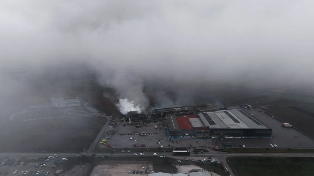 Τραγωδία με 4 νεκρές στο εργοστάσιο «Βιολάντα»: Από τη χαρά στο πένθος – Είχε προηγηθεί η κοπή της πίτας