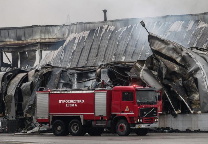 Πολύμηνη διαρροή προπανίου οδήγησε στην φονική έκρηξη - Η ενημέρωση της Πυροσβεστικής για το τραγικό συμβάν στο εργοστάσιο της "Βιολάντα"