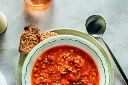 Φακόρυζο με ντομάτα