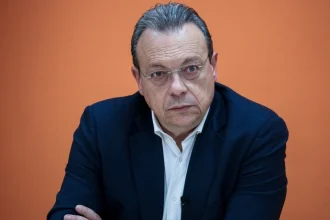 Κοινό νομοσχέδιο ΣΥΡΙΖΑ, ΠΑΣΟΚ και Νέας Αριστεράς προτείνει ο Φάμελλος για το αγροτικό