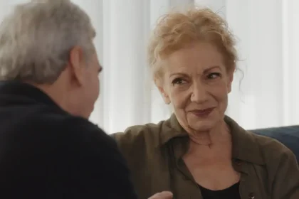 Γη της ελιάς: Ο Ορέστης κάνει πρόταση γάμου στην Αλεξάνδρα