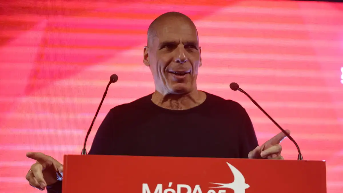 Παύλος Μαρινάκης για Γιάνη Βαρουφάκη και δήλωση για ναρκωτικά: «Αηδία και ντροπή»