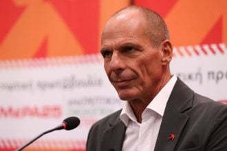Γιάνης Βαρουφάκης: Κλήθηκε σε προκαταρκτική εξέταση για τις δηλώσεις περί ecstasy