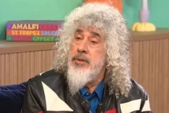 Γιάννης Γιοκαρίνης για την εξάρτησή του από το αλκοόλ: Ένιωσα ότι έπιασα πάτο, με βοήθησε η γυναίκα μου