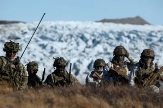 Τα σχέδια του Τραμπ για να κατακτήσει τη Γροιλανδία: Ο αμερικανικός στρατός είναι «πάντα μία επιλογή»