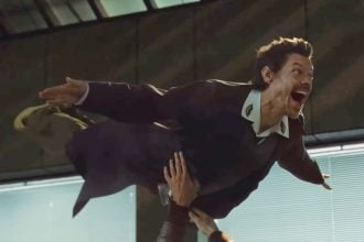 Νέο άλμπουμ, παγκόσμια περιοδεία και ένα superhit single - Ο Χάρι Στάιλς επέστρεψε με άγριες διαθέσεις