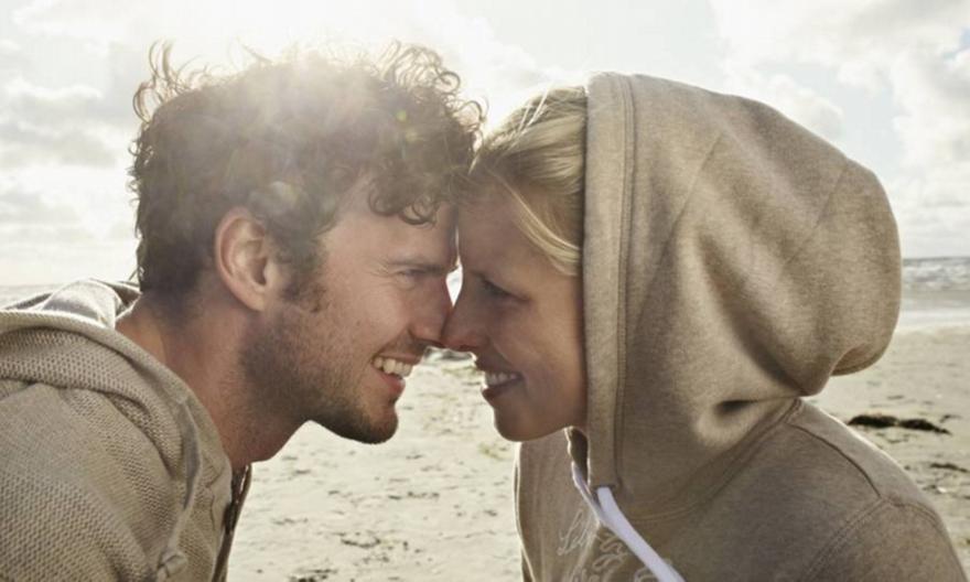 Οδηγός: 6 συμβουλές για πιο αρμονικές σχέσεις τη νέα χρονιά