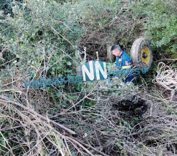 Μεσολόγγι: Τρακτέρ έπεσε σε ρέμα - Χωρίς τις αισθήσεις του ο οδηγός (ΒΙΝΤΕΟ)