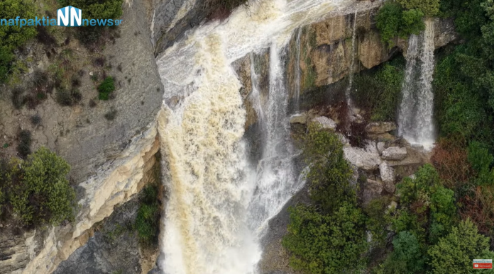 Ναυπακτία: Μαγικές εικόνες από τον καταρράκτη του Τρικόρφου – Βίντεο από drone