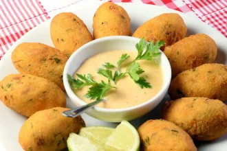 Ρεβιθοκεφτέδες με καβούρι