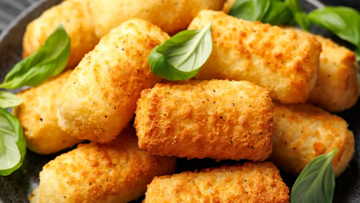 Τυροκροκέτες με κίτρινα τυριά