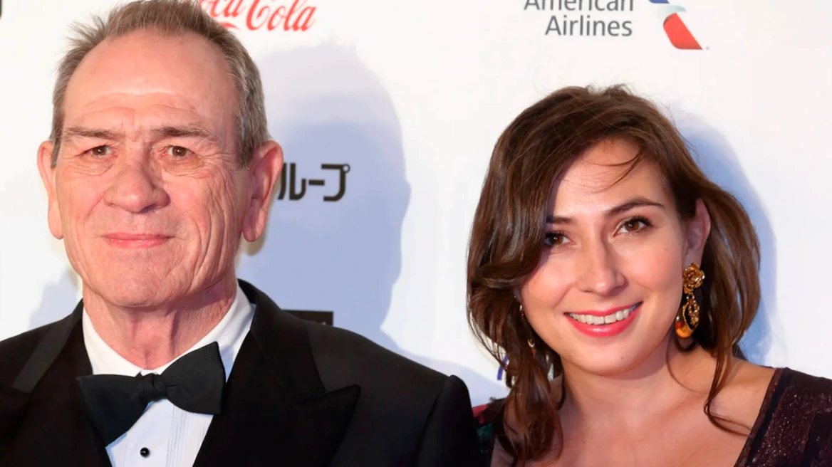 Νεκρή σε πολυτελές ξενοδοχείο εντοπίστηκε η 34χρονη κόρη του Τόμι Λι Τζόουνς, Βικτόρια