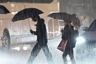 Έντονα φαινόμενα και κίνδυνος πλημμυρών από την Τετάρτη - Στο κόκκινο η Δυτική Ελλάδα και άλλες 6 περιοχές