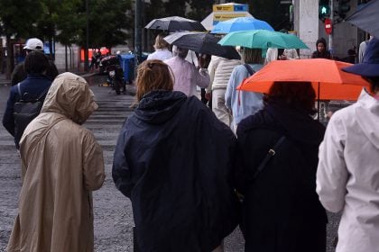 Ψυχρή εισβολή ρίχνει κατακόρυφα τον υδράργυρο - "Η κακοκαιρία έρχεται με ισχυρές βροχές, τις ισχυρότερες στη δυτική Ελλάδα"