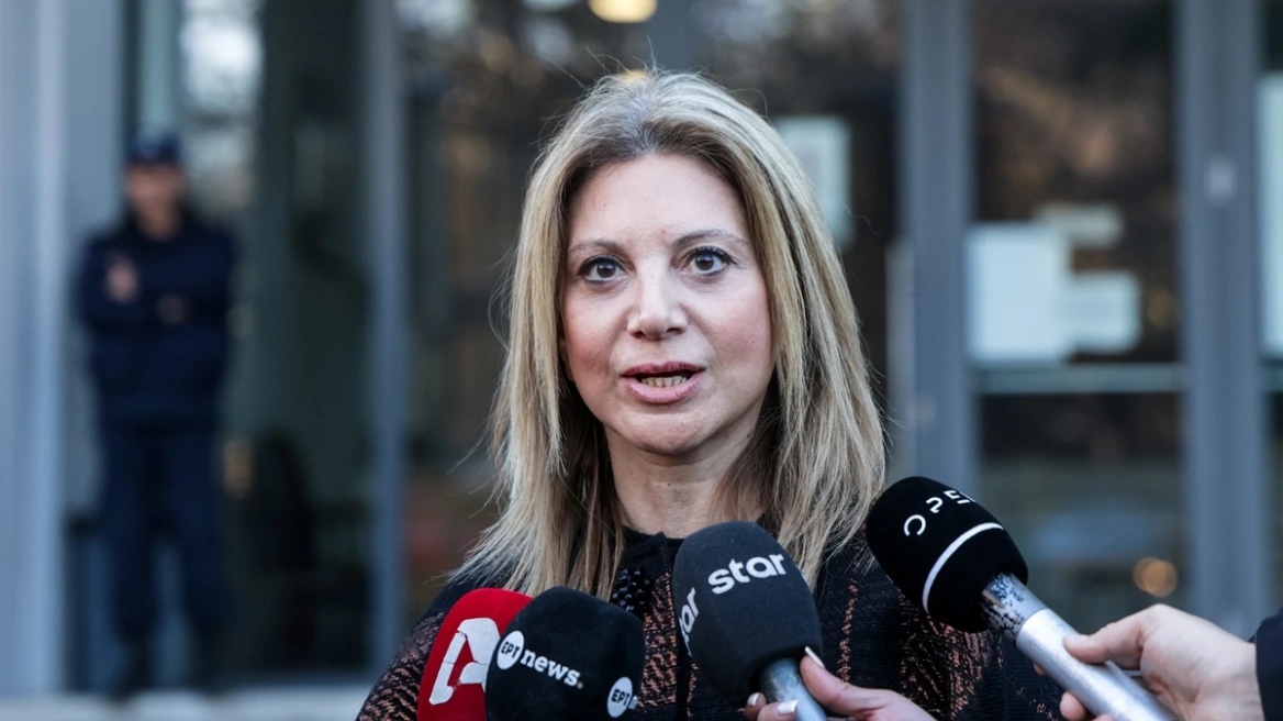 Καρυστιανού: Για πρώτη φορά κυβέρνηση και αντιπολίτευση είναι μια γροθιά απέναντι σε έναν γονέα κι ένα κίνημα πολιτών