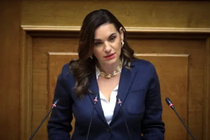 Τροπολογία για τη συνεπιμέλεια τέκνων - Όλγα Κεφαλογιάννη: Έκανα χρήση της ρύθμισης, δεν έχω λιγότερα δικαιώματα ως μέλος της κυβέρνησης