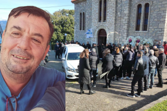 Δολοφονία στο Αγρίνιο: Βουβός ο πόνος στην κηδεία του 50χρονου κοινοτάρχη - ΦΩΤΟ