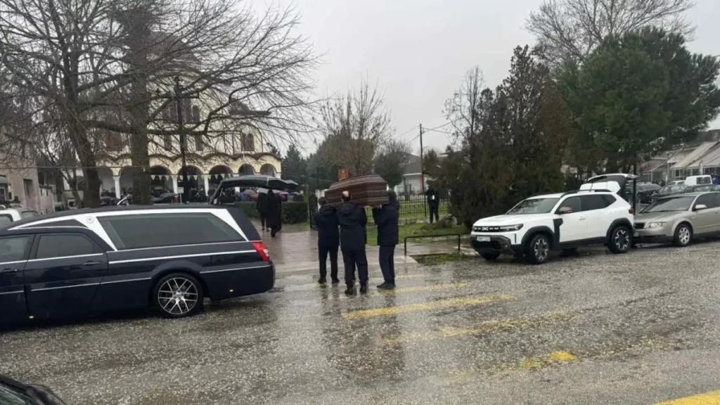 Βιολάντα: Θρήνος στην κηδεία της 47χρονης Σταυρούλας Μπουκουβάλα 