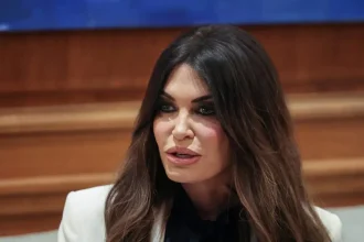 Κίμπερλι Γκιλφόιλ: «Ο Αγιασμός των Υδάτων θυμίζει τη δύναμη της παράδοσης που μας ενώνει»