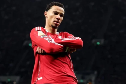 Αθλητικές μεταδόσεις σήμερα: Το Λίβερπουλ - Λιντς και το Σάντερλαντ - Μάντσεστερ Σίτι