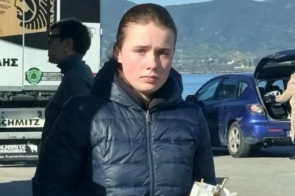 Κινητοποίηση στη Βάρη για την 16χρονη Λόρα - Αναλύουν τα βίντεο από καφετέρια για να δουν αν είναι εκείνη