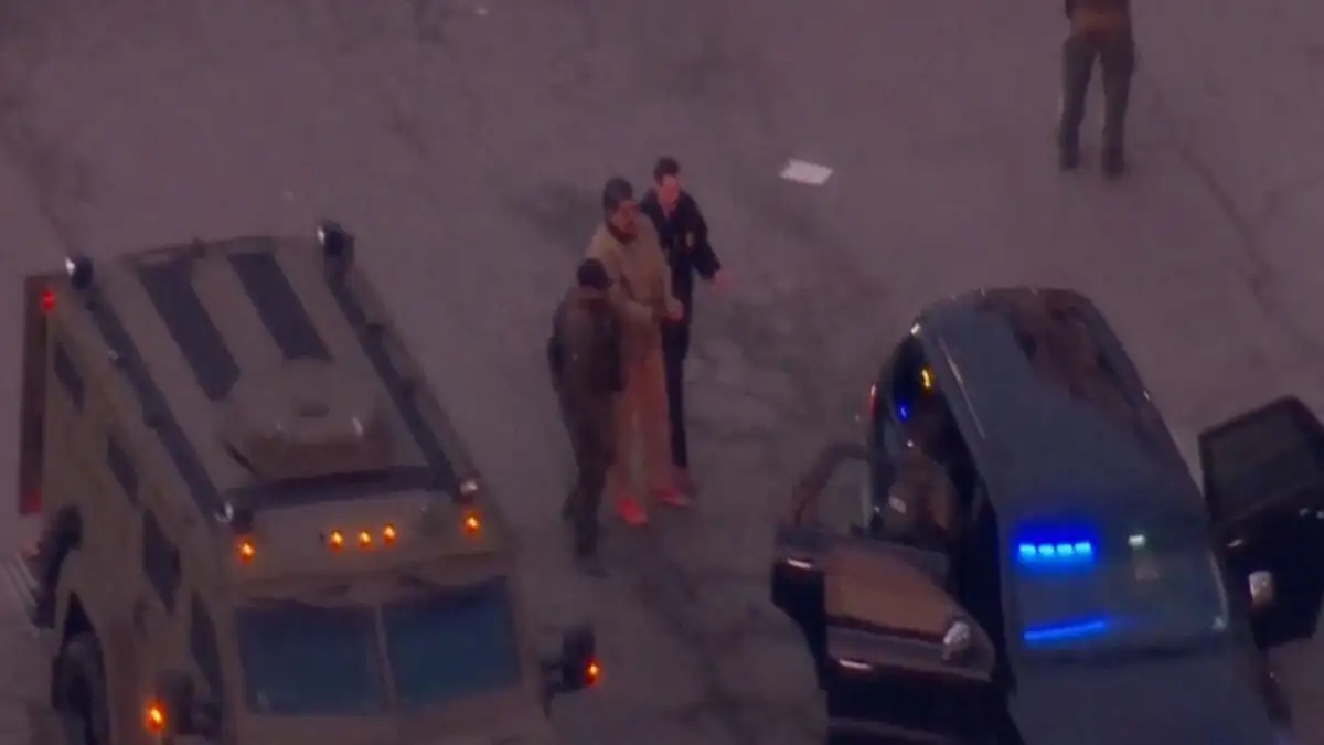 Νικολάς Μαδούρο: Με χειροπέδες και στολή φυλακισμένου στο δικαστήριο της Νέας Υόρκης