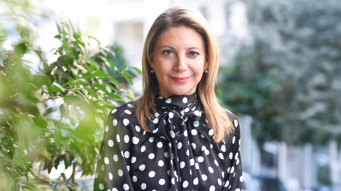 «Το διεφθαρμένο πολιτικό σύστημα δεν μπορεί να δώσει λύσεις, ετοιμαζόμαστε» λέει η Καρυστιανού