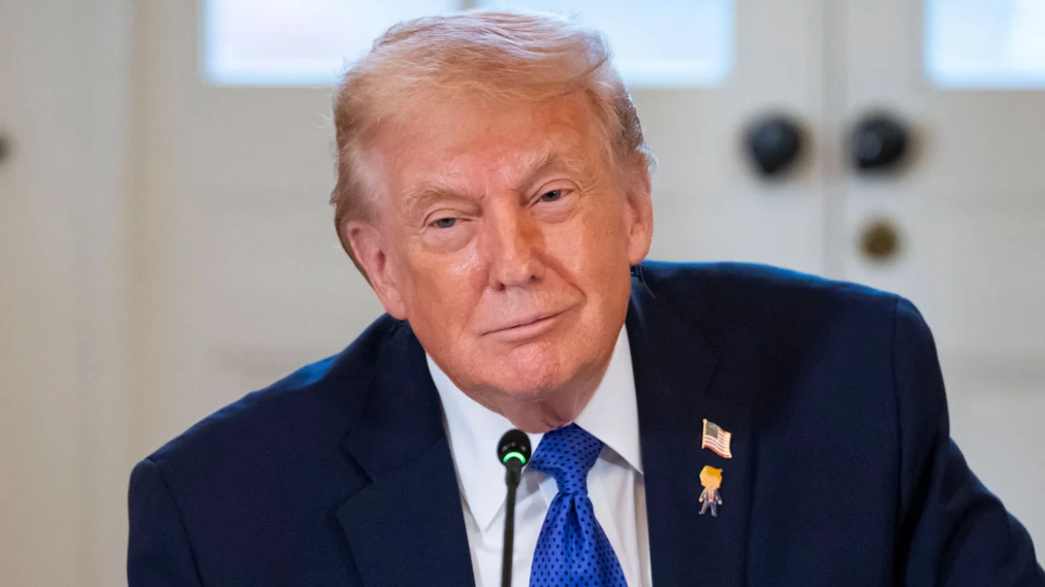 Τραμπ: «Θα πάρουμε τη Γροιλανδία, τίποτα λιγότερο δεν είναι αποδεκτό»