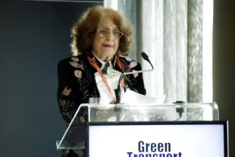 Κόμμα Καρυστιανού: Σε ρόλο οικονομικού συνεργάτη, η πρώην πρύτανης και υπέρμαχος της δραχμής, Μαρία Νεγρεπόντη Δελιβάνη