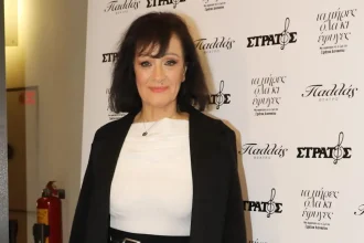 Μαρίνα Βλαχάκη: Ο Στράτος Διονυσίου ήταν μεγάλος σταθμός μου, ξεψύχησε στα χέρια της αμπιγιέζ του