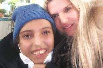 Ο Μάριος από το Αγρίνιο νικητής μετά από μεταμόσχευση ήπατος στην Ιταλία - ΒΙΝΤΕΟ