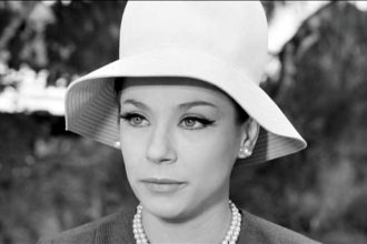 Η Φίνος Φιλμ αποχαιρετά τη Μέλπω Ζαρόκωστα: Η πιο αριστοκρατική και φίνα παρουσία που πέρασε από τα πλατό