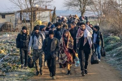 Αρνητική μετανάστευση κατέγραψαν το 2025 οι HΠΑ, για πρώτη φορά μετά από 50 χρόνια