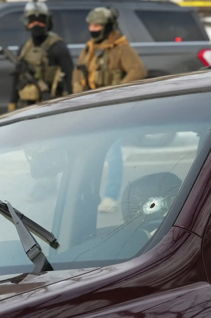 Μινεάπολη: Οργή και διαδηλώσεις για τον θανάσιμο πυροβολισμό της 37χρονης από πράκτορα της ICE