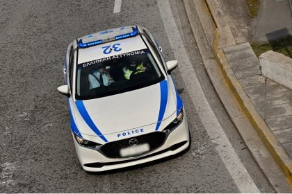 Ριφιφί στον Κολωνό: Περισσότερες από 2 ώρες προσπαθούσε ο δράστης να ανοίξει την τρύπα